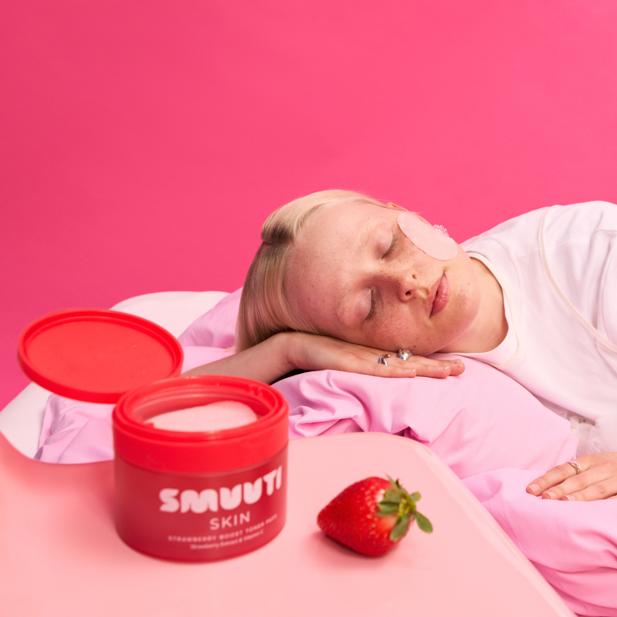 Strawberry Boost Toner Pads